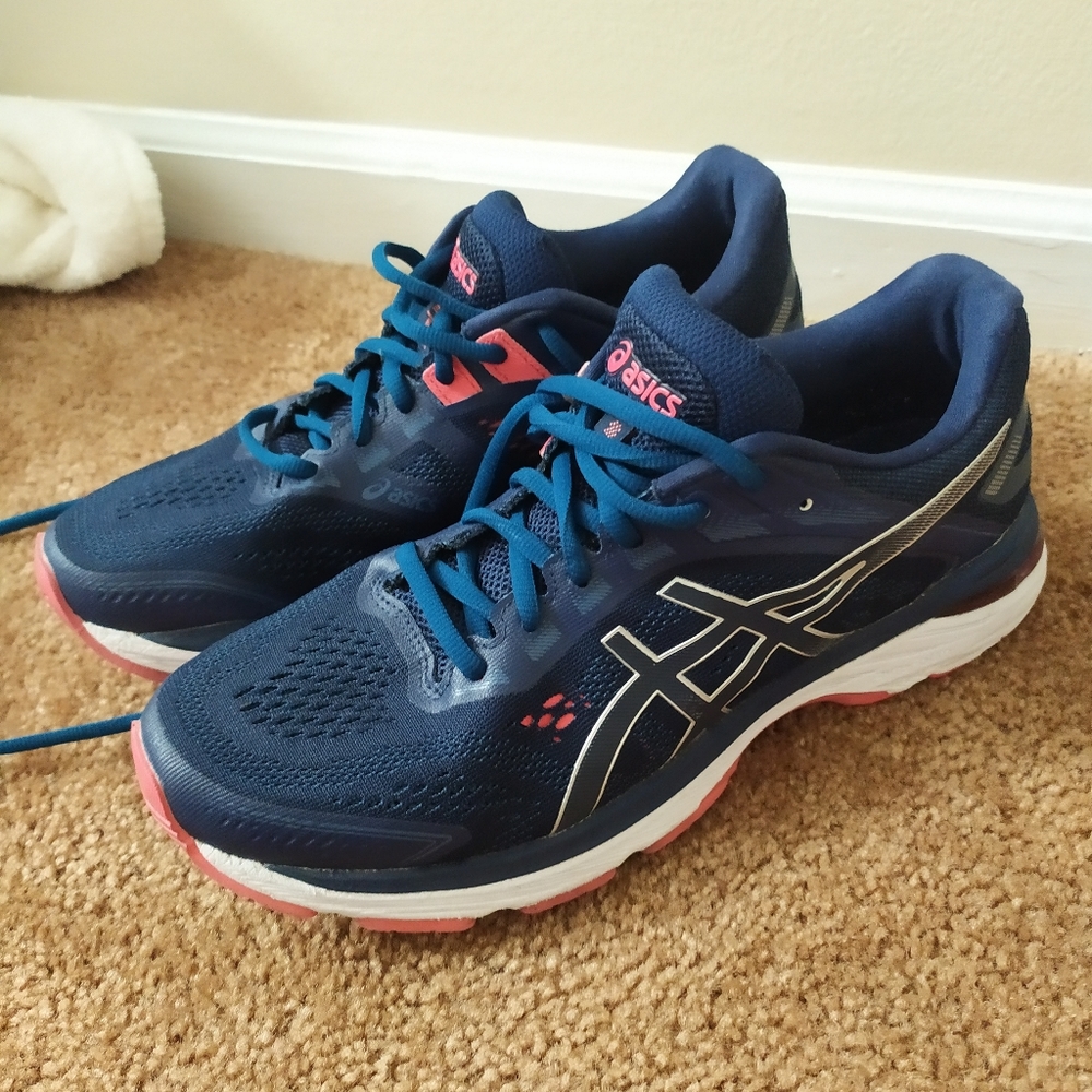 Asics GT-2000 7 Women's Shoes